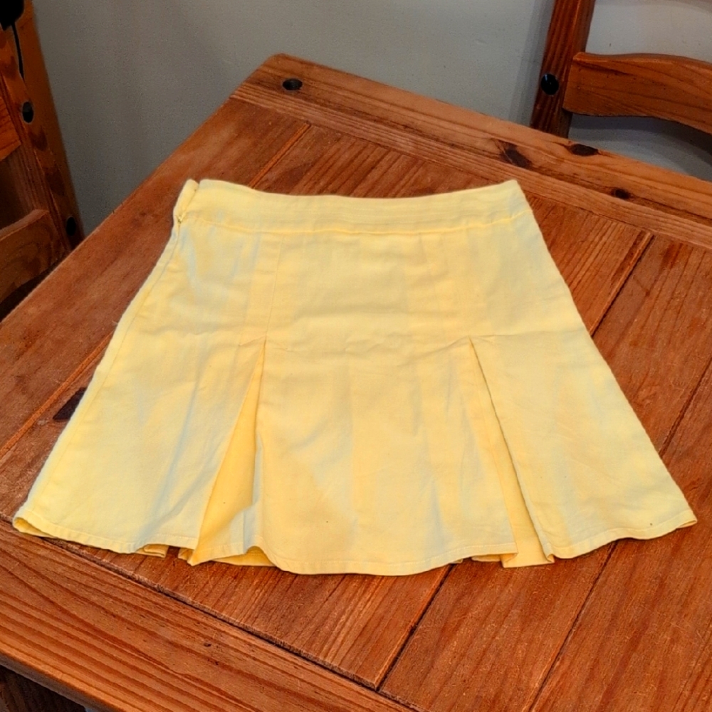 Doki Geki Yellow Pleated Women's Skirt, Small